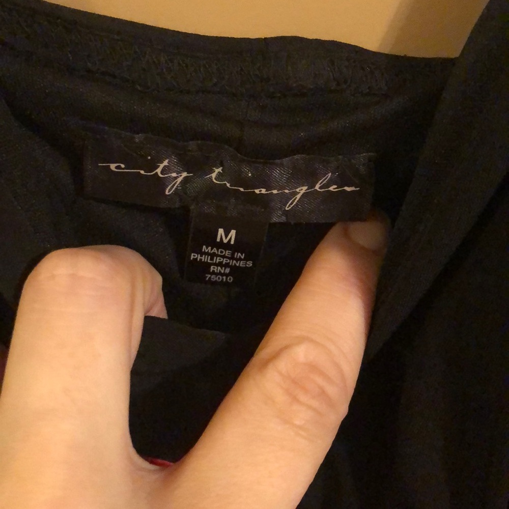 City triangles black dress - Picture 3 of 5
